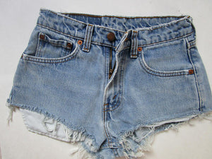 Tiny Daisey Dukes Levis Shorts